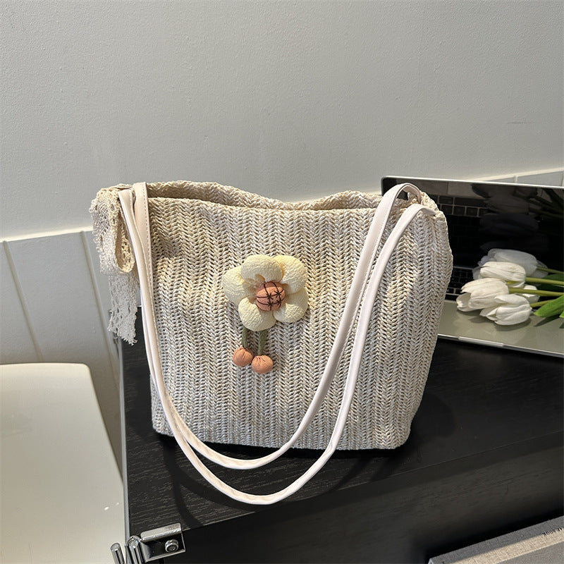 Woven Bag Women's Large Capacity Gentle and Stylish Temperament Straw Silk Scarf Shoulder Summer New Underarm Bag