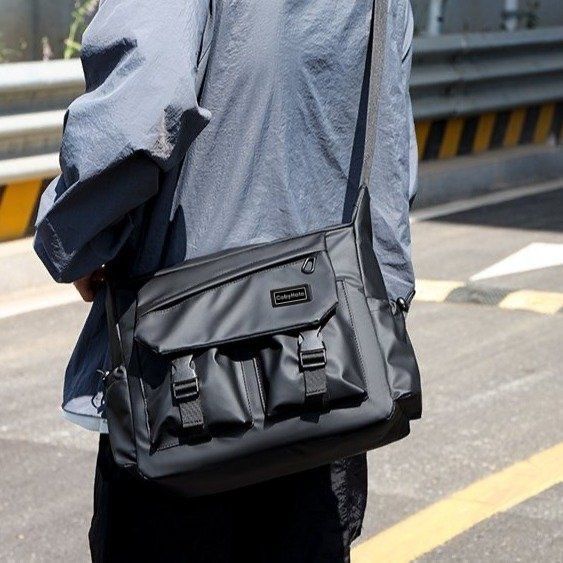 Crossbody Bag Men's Japanese Style Trendy Casual All-Matching Commuter Shoulder Bag Large Capacity Sports Outdoor Bag