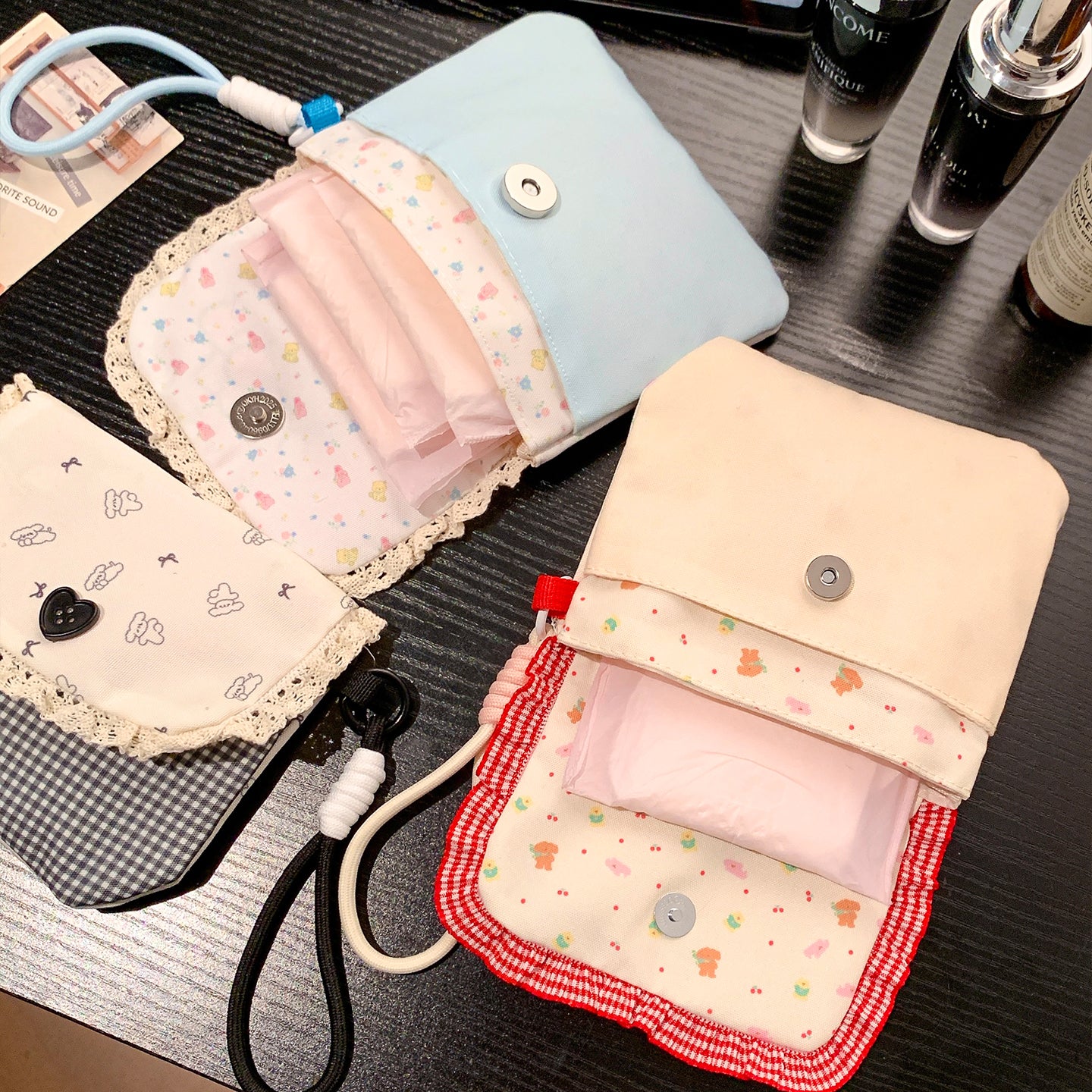 Women's Cosmetic Bag Wallet Cute Good-looking Storage Bag