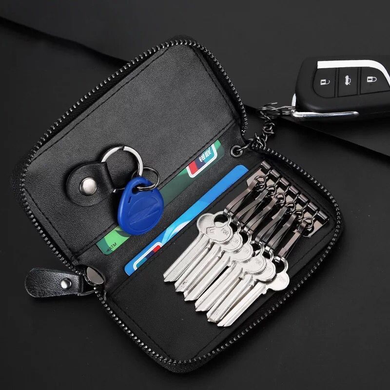 Minimalist PU Key Case with Card Holder and Carabiner Hook for Men - Perfect for Daily Use