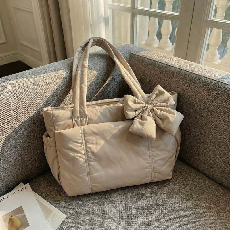 Winter New Bow Tote Bag with Quilted Design and Zipper Closure for Daily Use