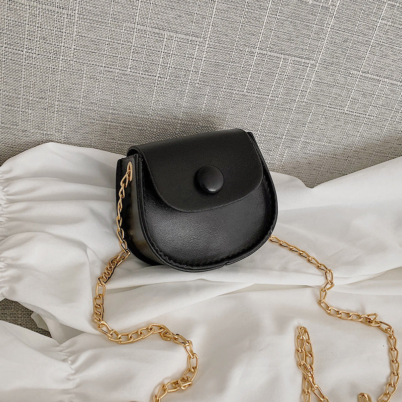 Saddle Bag Women's New Korean Style Solid Color Chain Shoulder Bag Lipstick Accessories Messenger Bag