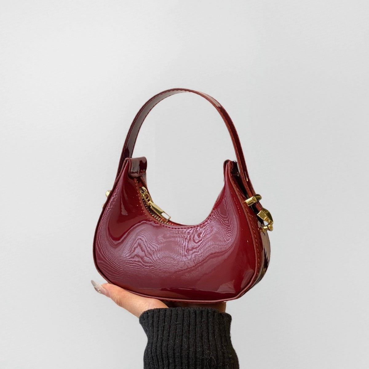 Elegant French-Style Moon Bag with Glossy PU Finish, Fashionable Handheld Design for Daily Chic