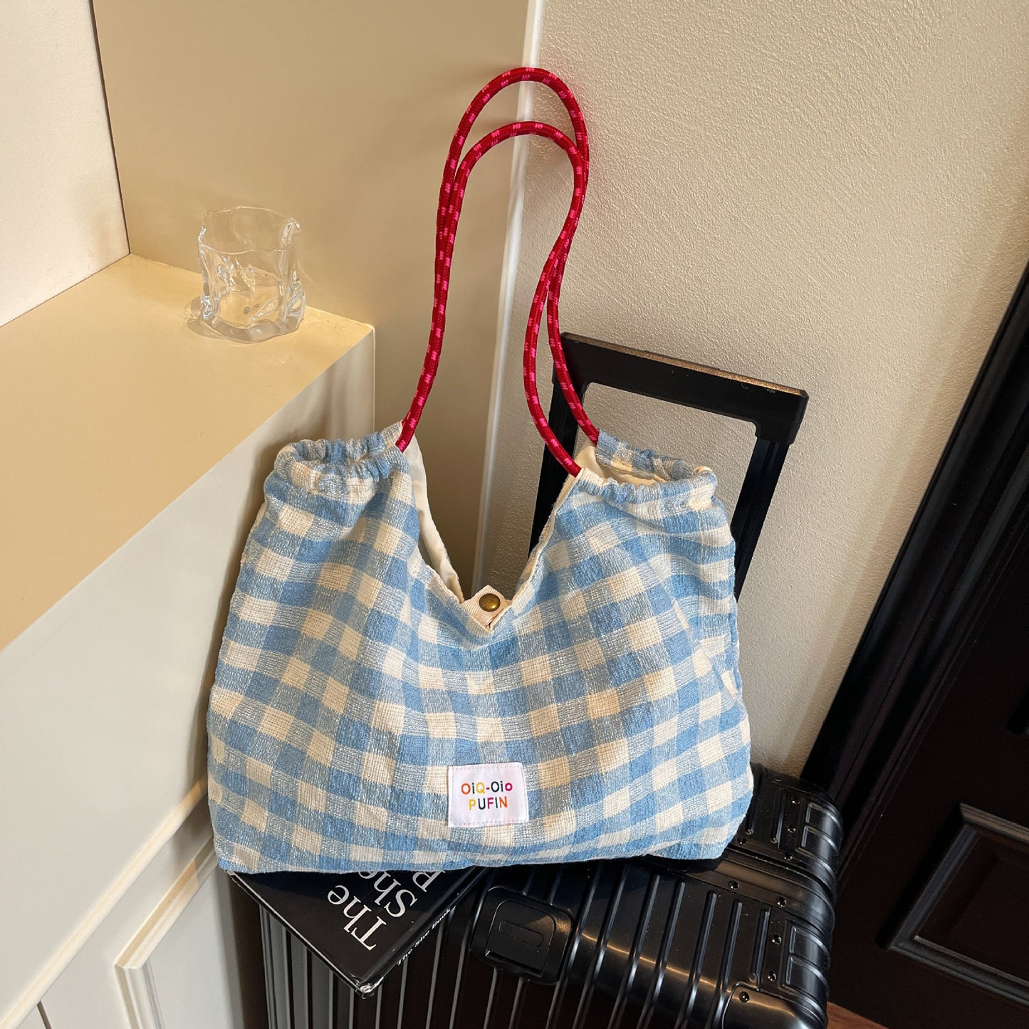 Korean-style laid-back patterned canvas tote bag, large capacity, fashionable and versatile for commuting, work, or everyday use.