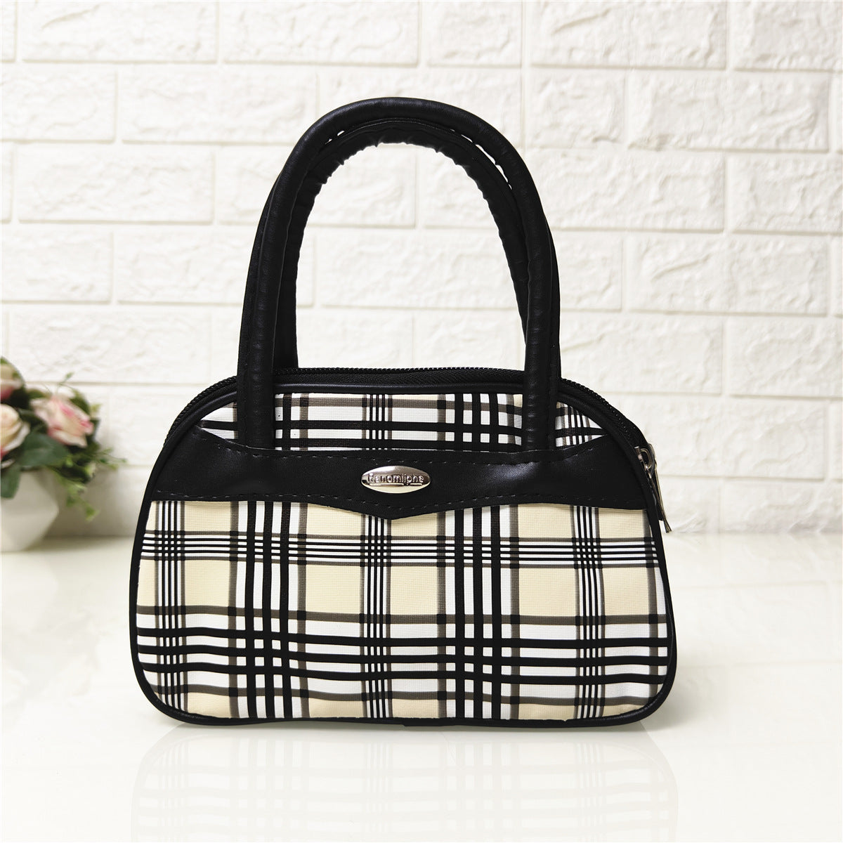 Elegant Mini Handbag for Women with Floral Pattern and PU Material, Perfect for Daily Use and Shopping