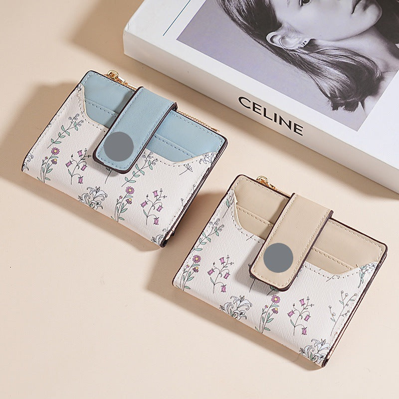 Chic Floral Mini Wallet for Women with Magnetic Closure and Card Slots, Elegant Design for Daily Use