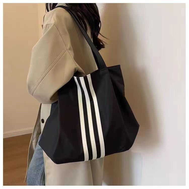 New Simple Striped Shoulder Bag Women's Fashion Large Capacity Totes Student Class Messenger Bag