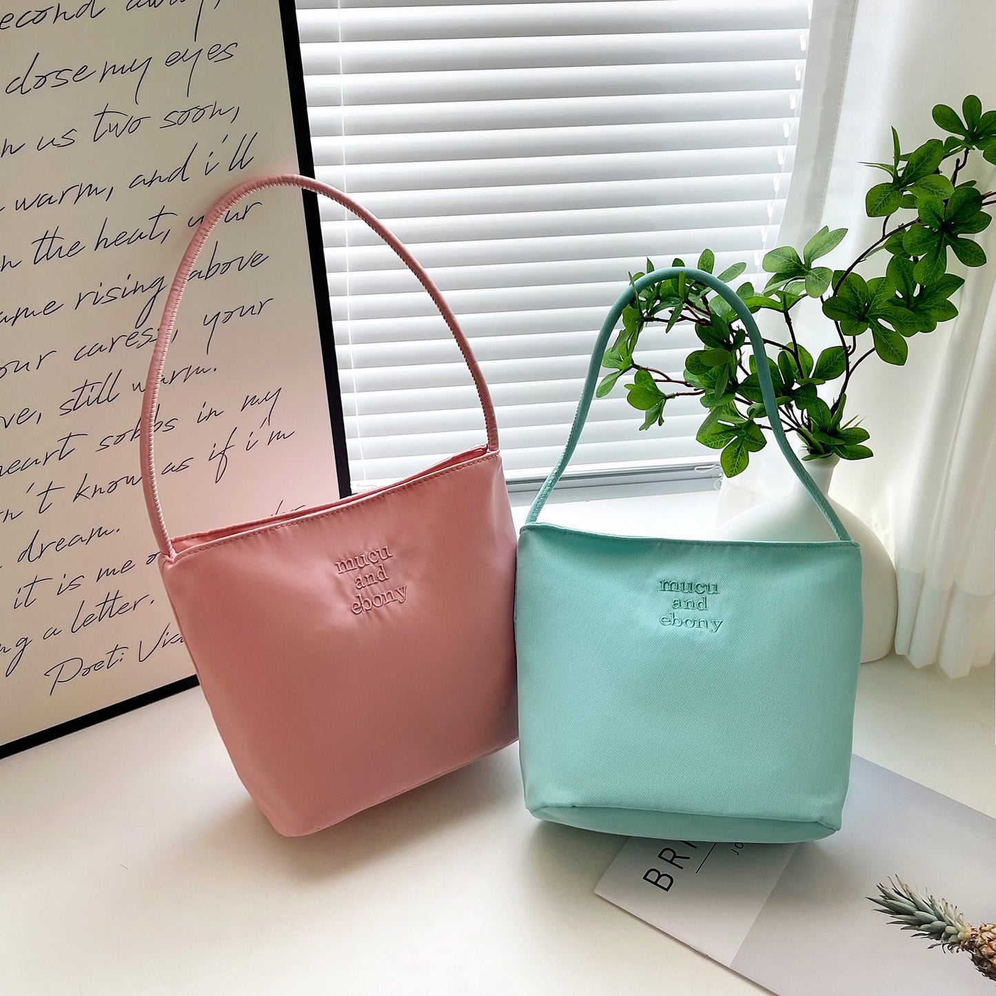 Handbag Women's Retro Simple Bucket Bag Casual Summer New Trendy One-Shoulder Bag