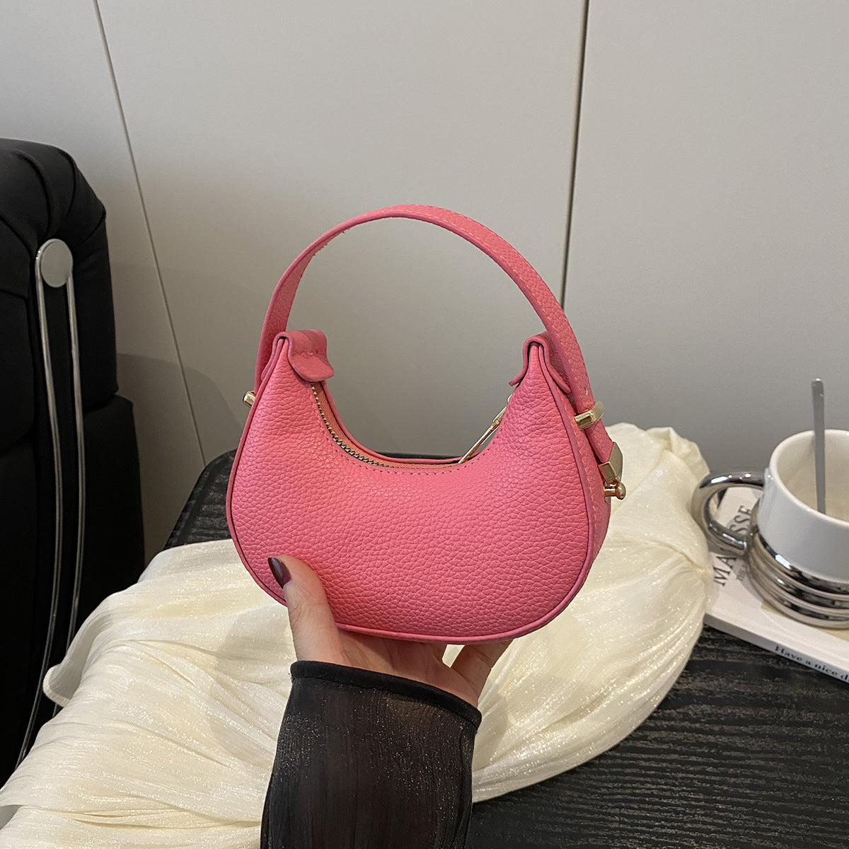 New European and American Minority Fashion Lychee Pattern Mini Handbag Advanced Texture Selenodont Bag Lipstick Pack