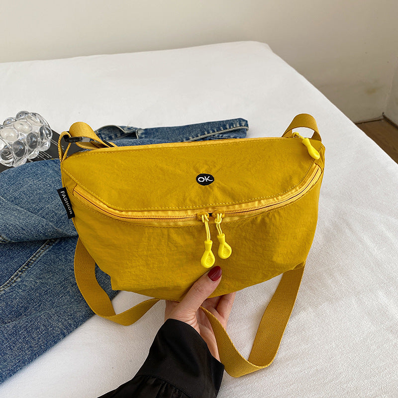 New Korean Style Casual Messenger Bag Zipper Design with Mobile Phone Bag Soft Fabric Everyday Joker Dumpling Making