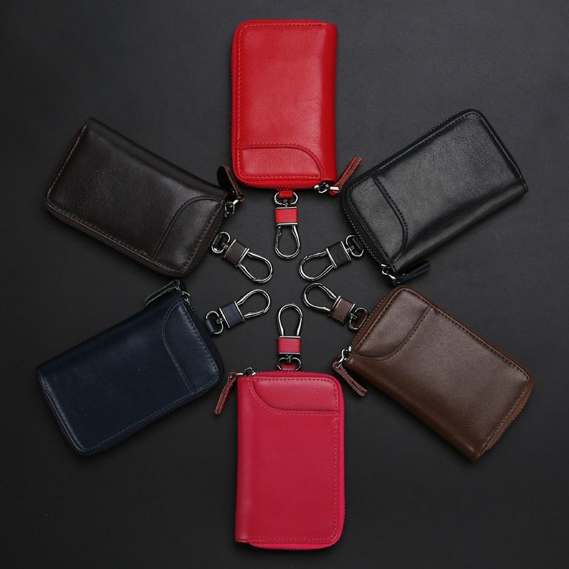 Minimalist PU Key Case with Card Holder and Carabiner Hook for Men - Perfect for Daily Use