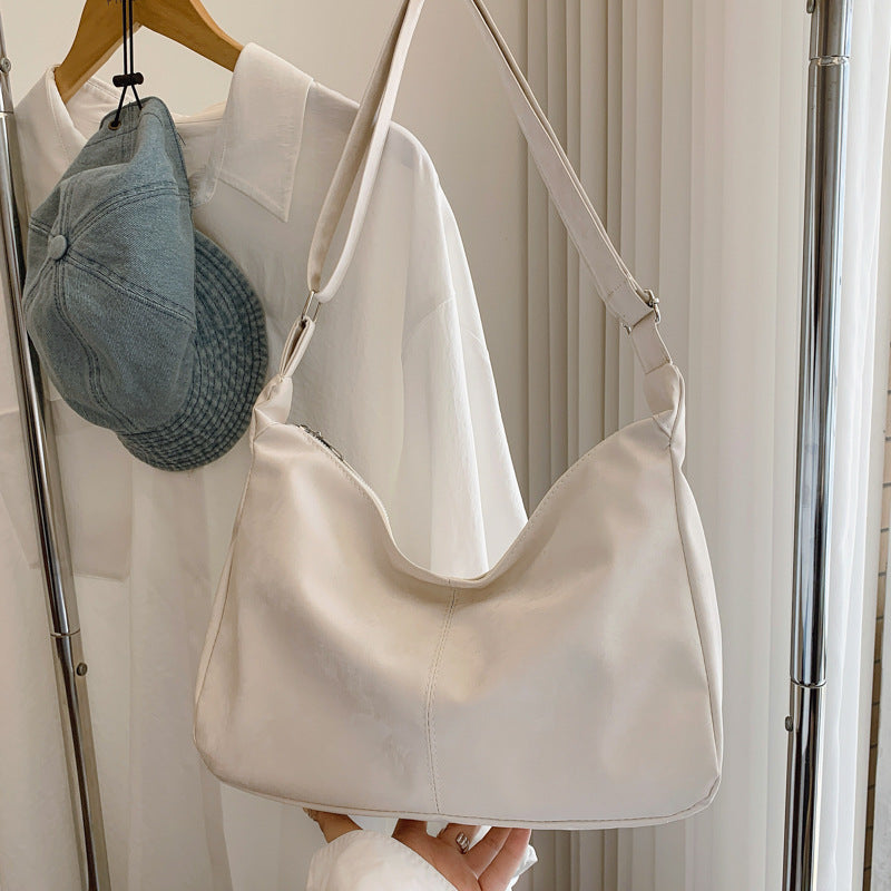 Retro Tote Bag Women's Commuter Solid Color Fashion Pendant Simple Beautiful Casual Large Capacity Western Style Underarm Bag