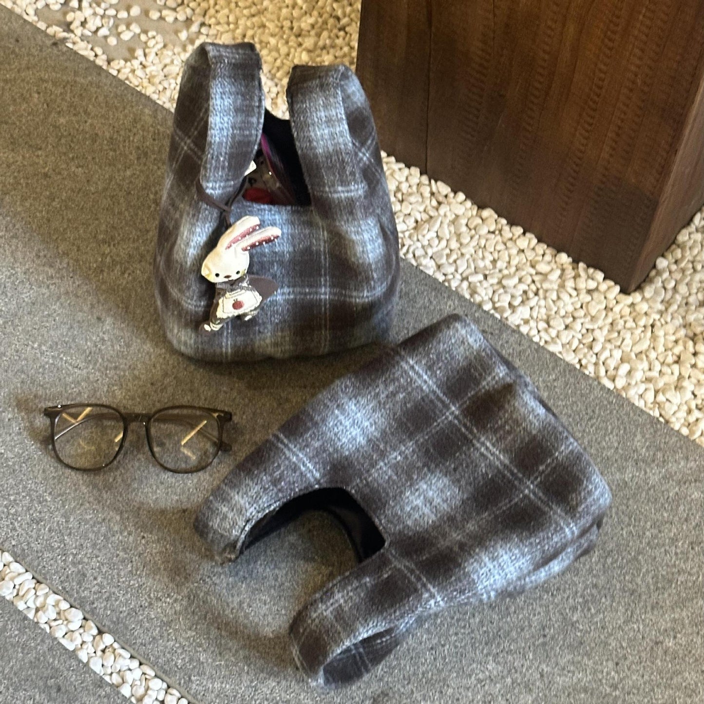 New Plaid Cute Woolen Bag Women's Fashion All-Match Handbag for Going out Bag Woolen Plaid Hand Bag
