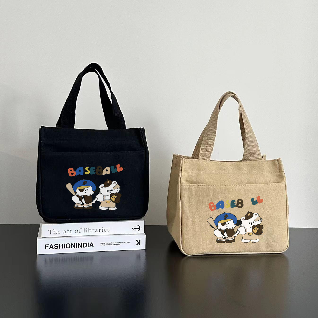 Women's Shoulder Bag Nordic Bear Canvas Tote Bag Zipper Design Cute Cartoon Pattern Daily Commuter Bento Tote Bag