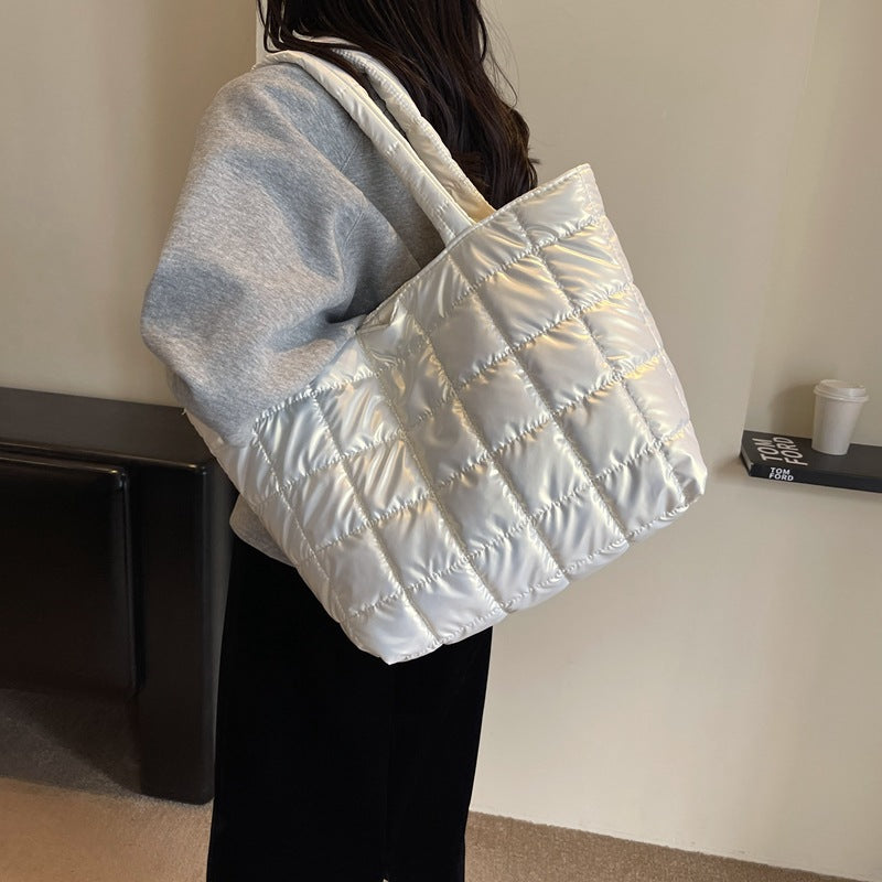 Tote Bag Women's Fashion Simple Large Capacity New Simple Fashion Shoulder Bag Commuter Hand-Carrying Bag