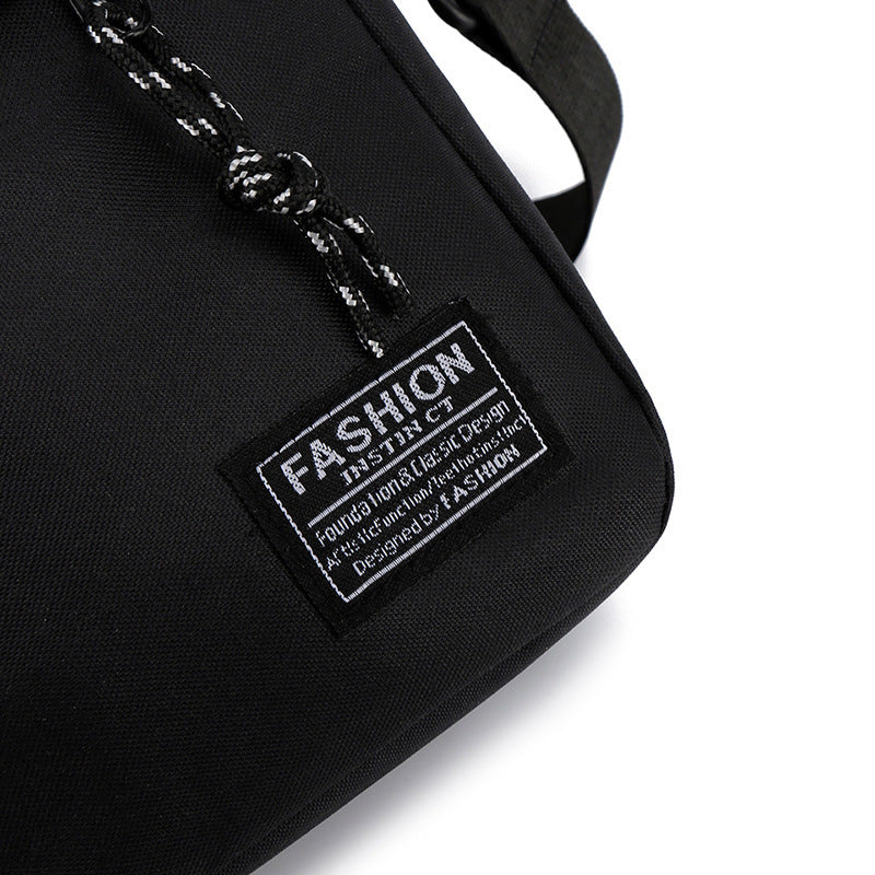 Crossbody Bag Men's Waterproof and Hard-Wearing Canvas Mobile Phone Bag Adjustable Shoulder Strap Design Suitable for Daily Travel and Outdoor Activities
