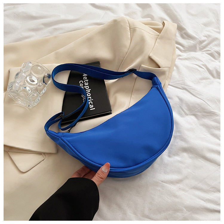 Nylon Messenger Bag Women's New Fashionable Lightweight Sports Style Underarm Shoulder Bag