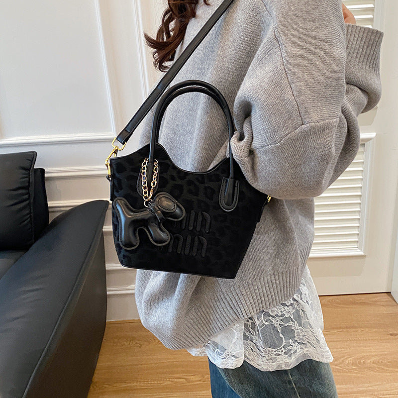 Western Style Messenger Bag Women's High-Grade Fashionable Letter Leopard Print Hand Bag Large Capacity Trendy One-Shoulder Bag