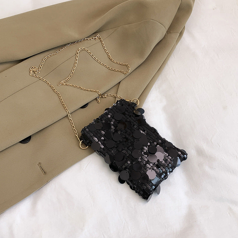 Women's Mini Crossbody Bag Women's Street Trend Chain Shoulder Bag Magnetic Snap Opening and Closing Design