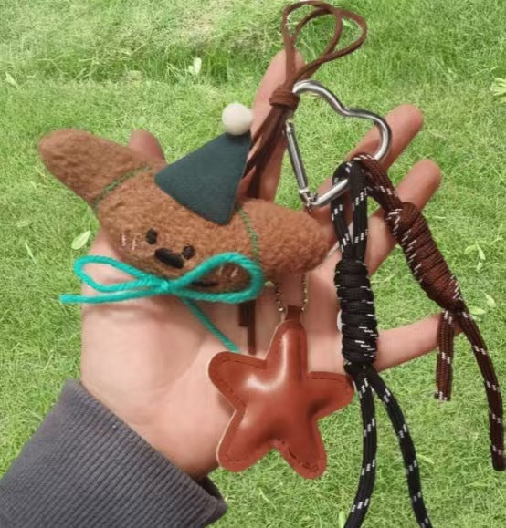 Cute Furry Bear Keychain with Climbing Rope and Star Charm - Adorable Bag Accessory for Fashion Lovers
