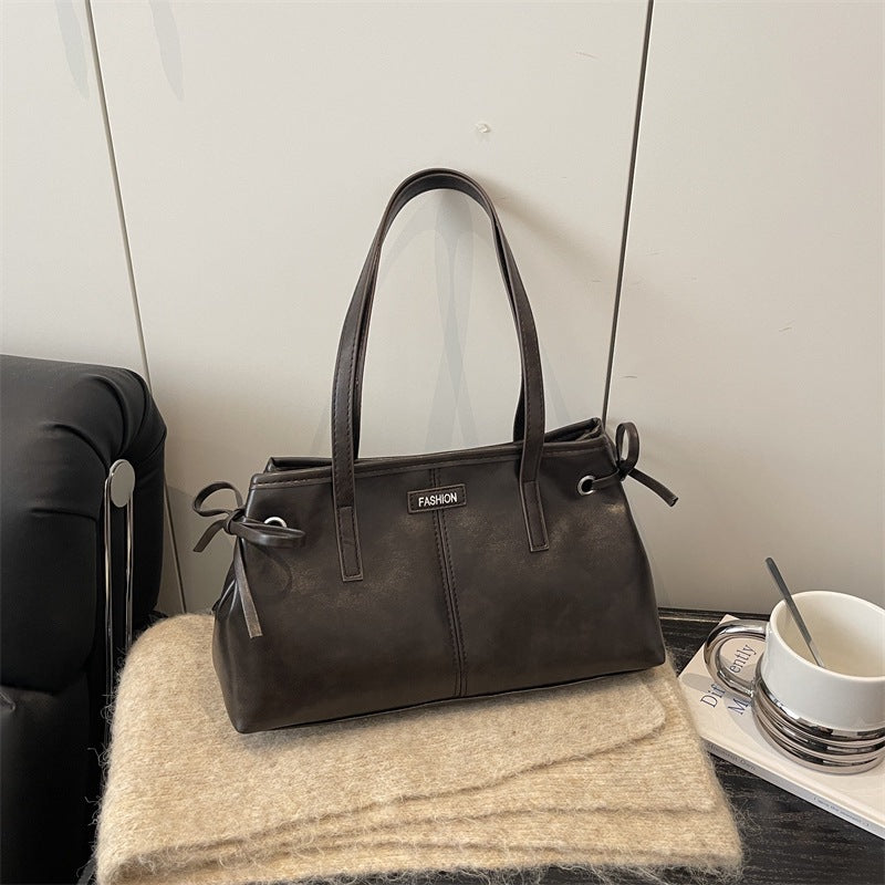 2025 New Fashion Vintage PU Tote Bag with Bear Charm, Large Capacity Shoulder Crossbody Bag for Daily Use