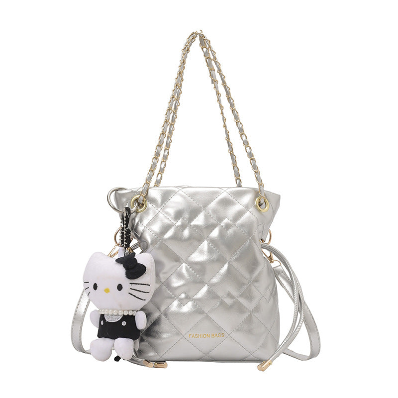 2026 New Fashion Elegant Quilted Shoulder Bag with Cute Plush Charm for Daily Casual and Commute