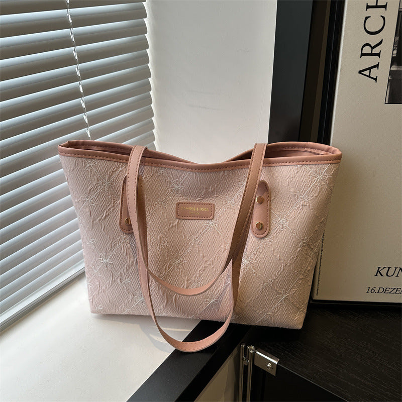 New Fashion Ladies Large Capacity Totes Light Luxury Embossed Design Soft Pu Material All-Match Shoulder Handbag Daily Commuting Essential