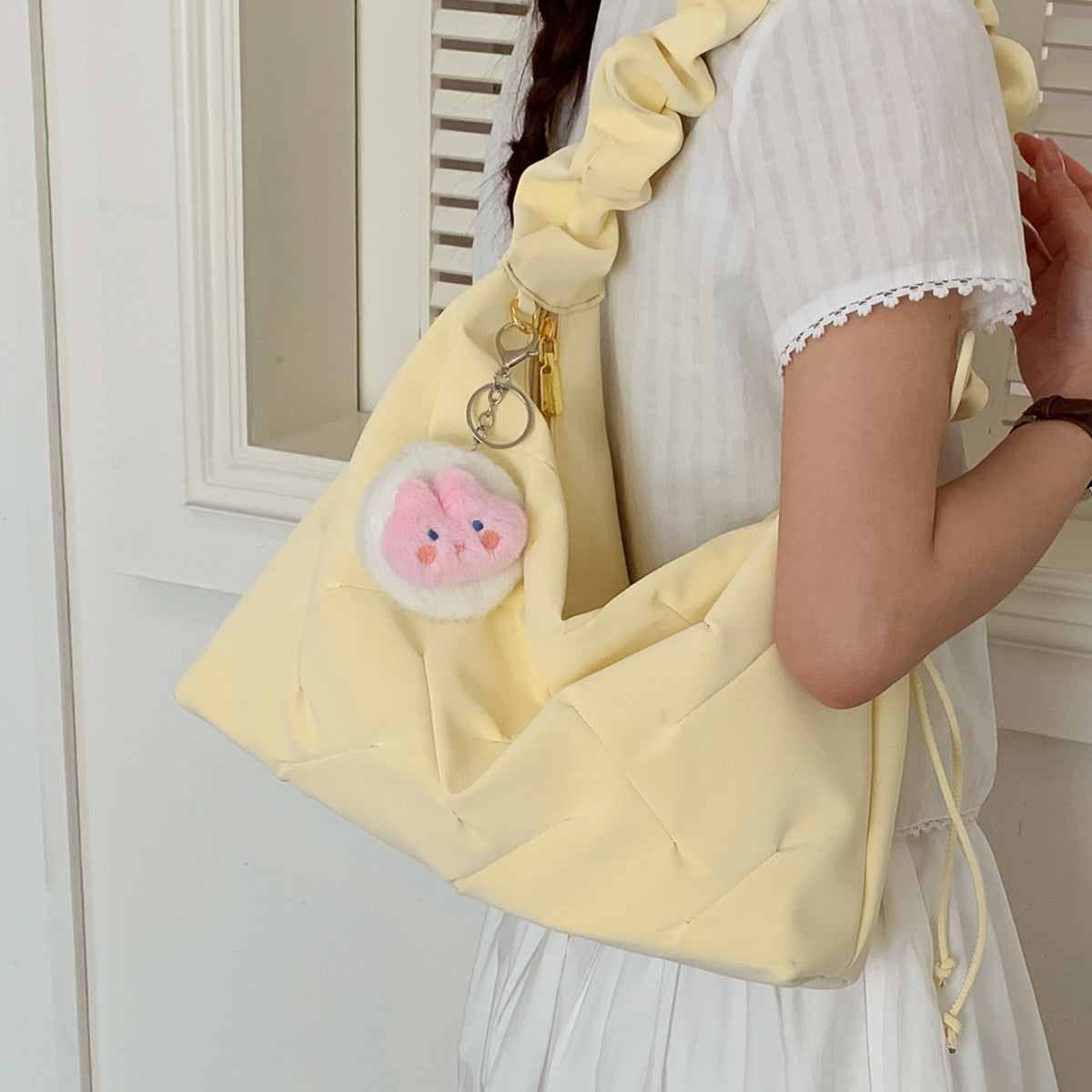 2026 New Korean Style Large Capacity Shoulder Bag with Cute Pom-Pom Charm, Soft Quilted Design for Daily Use