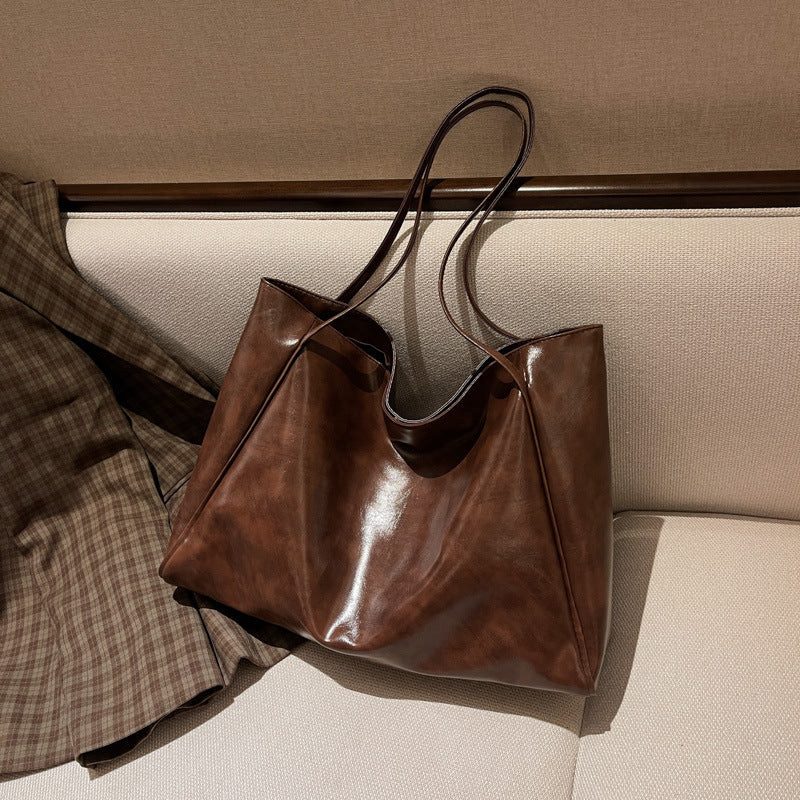 Tote Bag Women's Bag New Japanese and Korean Large Capacity Soft Leather One Shoulder Retro Casual Portable Bucket Bag