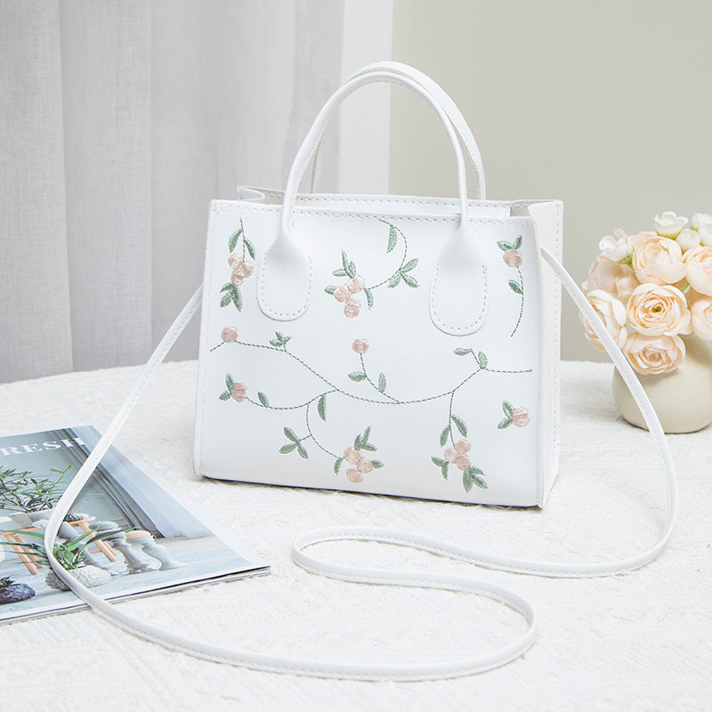 Elegant Embroidered Floral Tote Bag for Women, Stylish Crossbody Handbag with Delicate Stitching and Practical Design