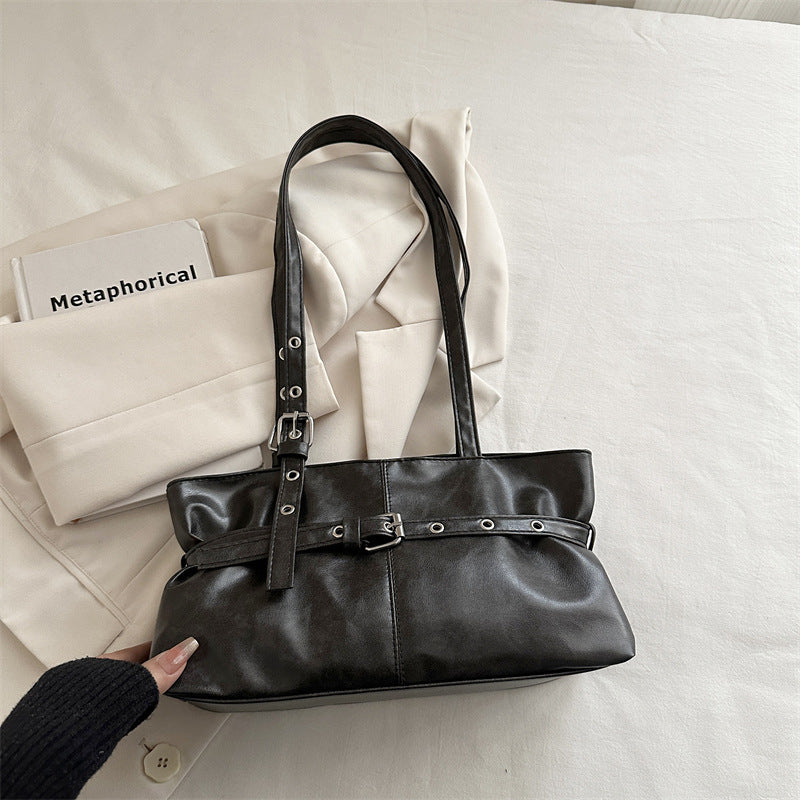 Retro Chic Women's Large Capacity Tote Bag with Belt Buckle Design for Daily Commute and Casual Style