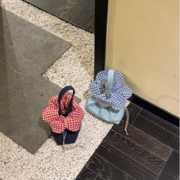 Cute Floral Drawstring Handbag with Checker Pattern, Soft Mini Bag for Daily Use and Fashionable Outings