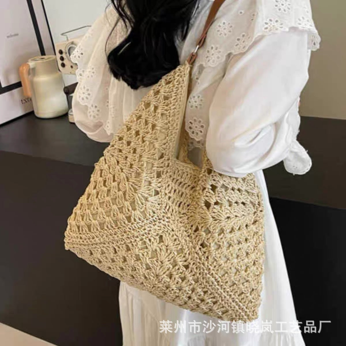 Charming Crochet Straw Tote Bag for Women, Casual Boho Style Shoulder Bag with Open Top and Interior Card Pocket