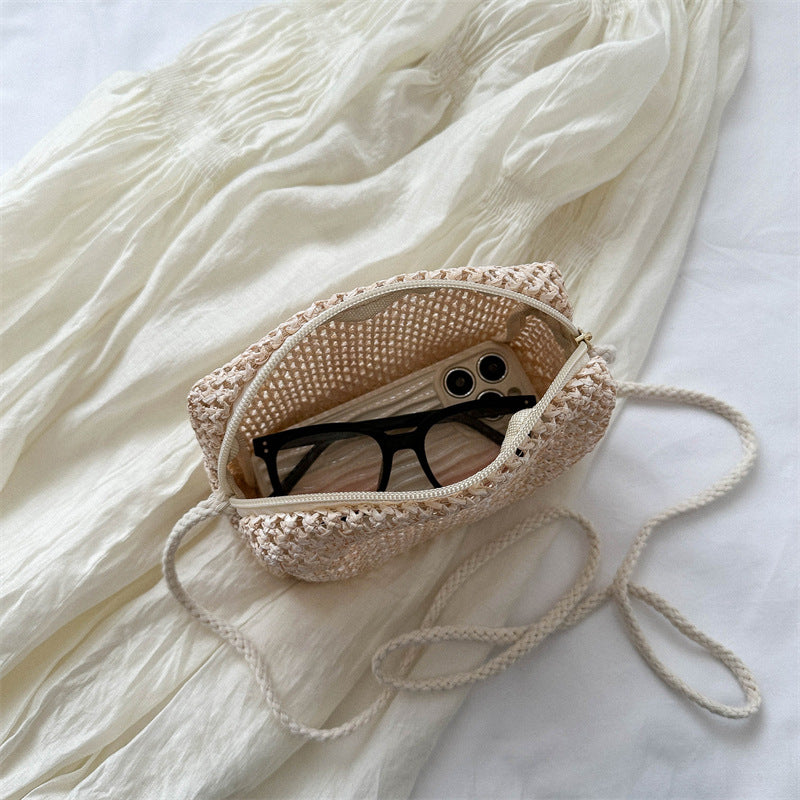 Summer Hand-Woven Bag Women's New Fresh Pastoral Style Crossbody Straw Bag Small Square Bag