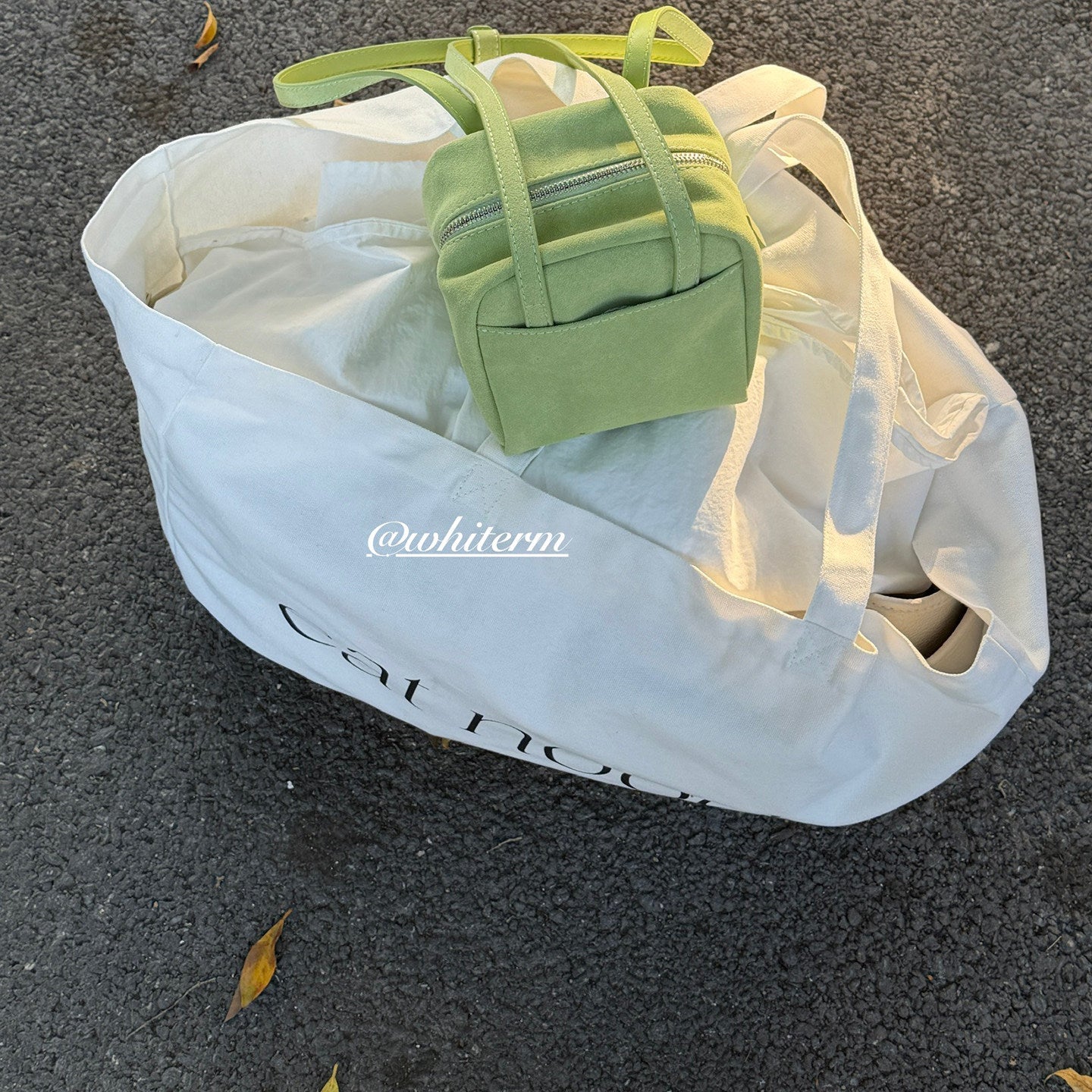 Korean Style Spring New Arrival Minimalist Shoulder Bag Women's Casual Box Shape Crossbody Handbag with Zipper Closure