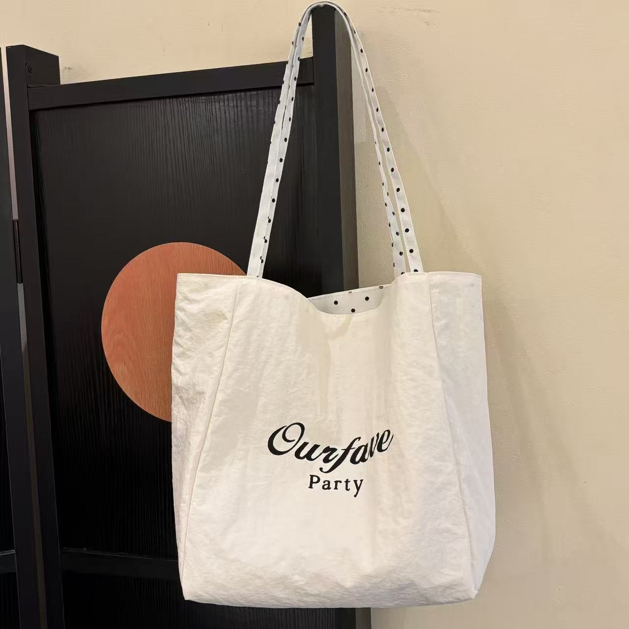 Party Canvas Tote Bag Female Large Capacity Shoulder Bag Polka Dot Shoulder Strap Everyday Joker Simple Fashion