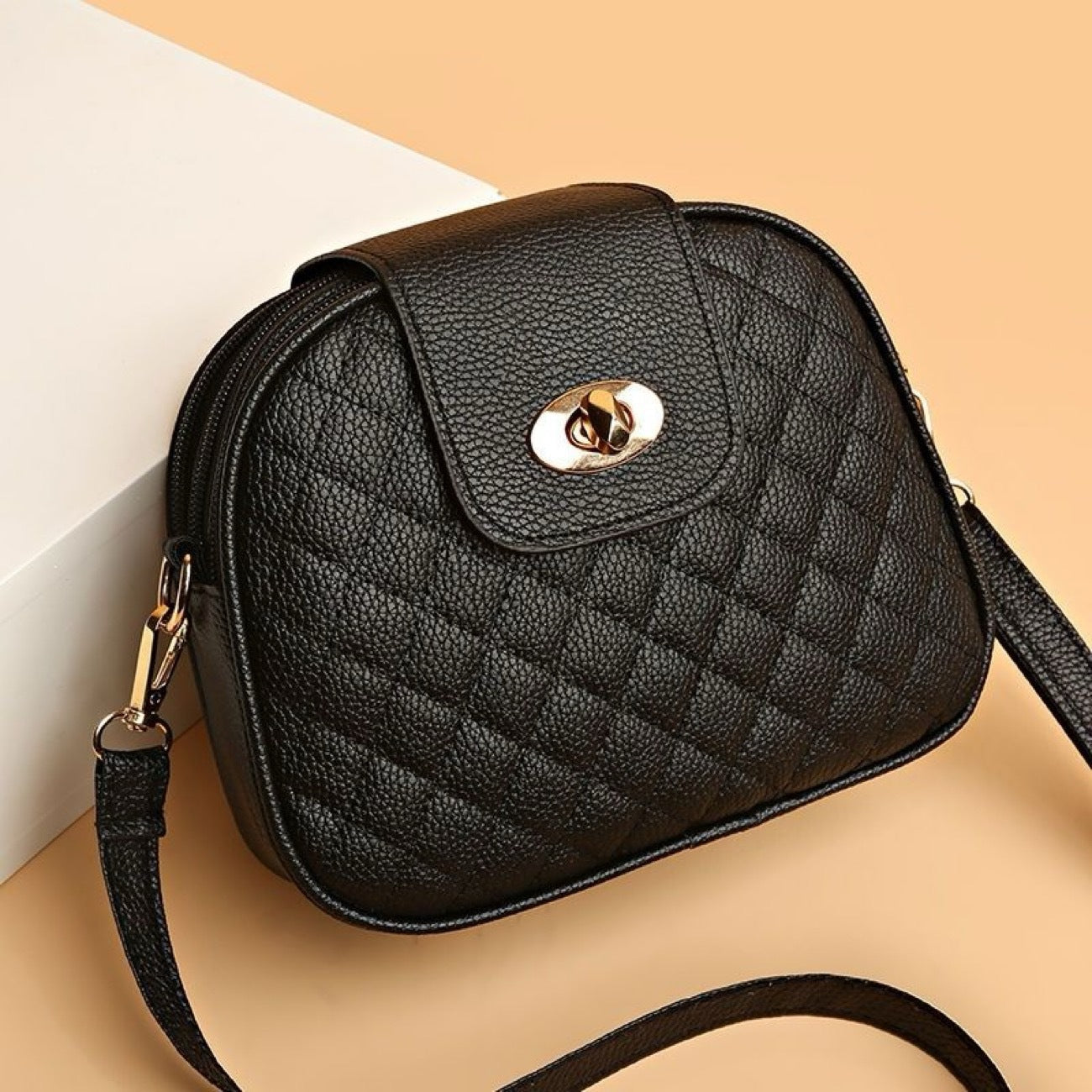 New Women's Diamond Crossbody Bag Lock Design Soft Leather round Shoulder Bag Everyday Joker Fashion Pouch
