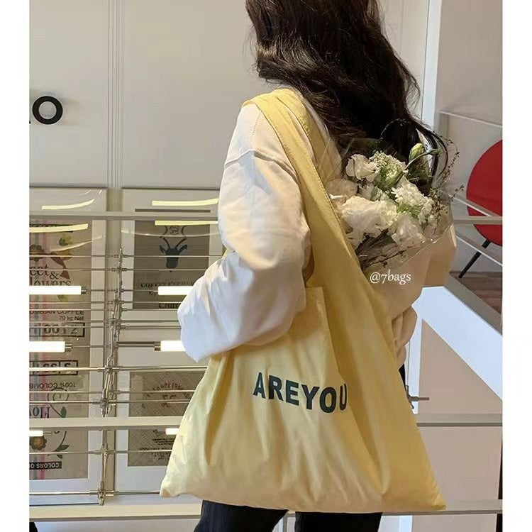 Minimalist Canvas Tote Bag with Letter Print, Large Capacity Shoulder Bag for Daily Use, Fashionable and Versatile Design