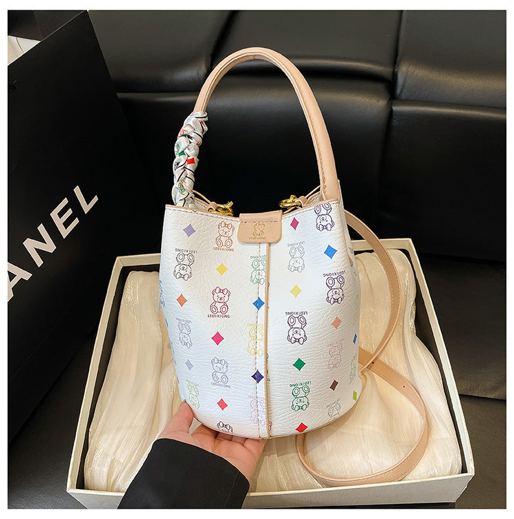 Presbyopic Retro Crossbody Bag Women's New Versatile Handheld Bucket Bag Western Style Commuter Shoulder Bag