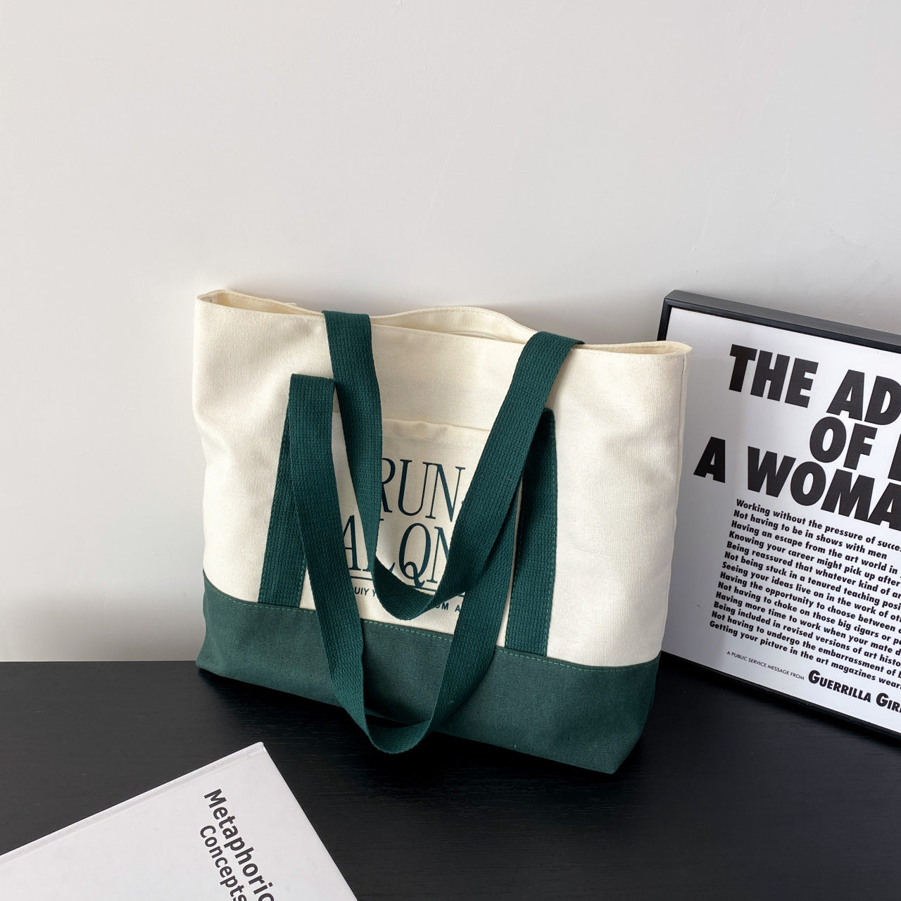 Stylish Canvas Tote Bag for Women - Urban Minimalist Design with Large Capacity and Print Details, Perfect for Daily Use and Shopping