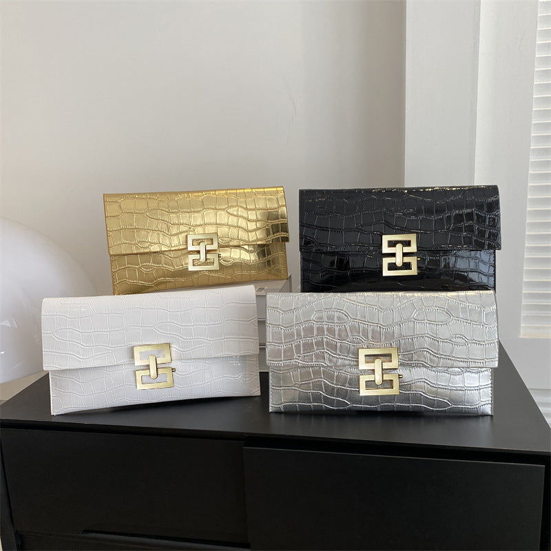 Elegant Crocodile Texture Clutch Bag for Women, Fashionable Envelope Design with Gold Buckle, Perfect for Daily Use and Casual Outings