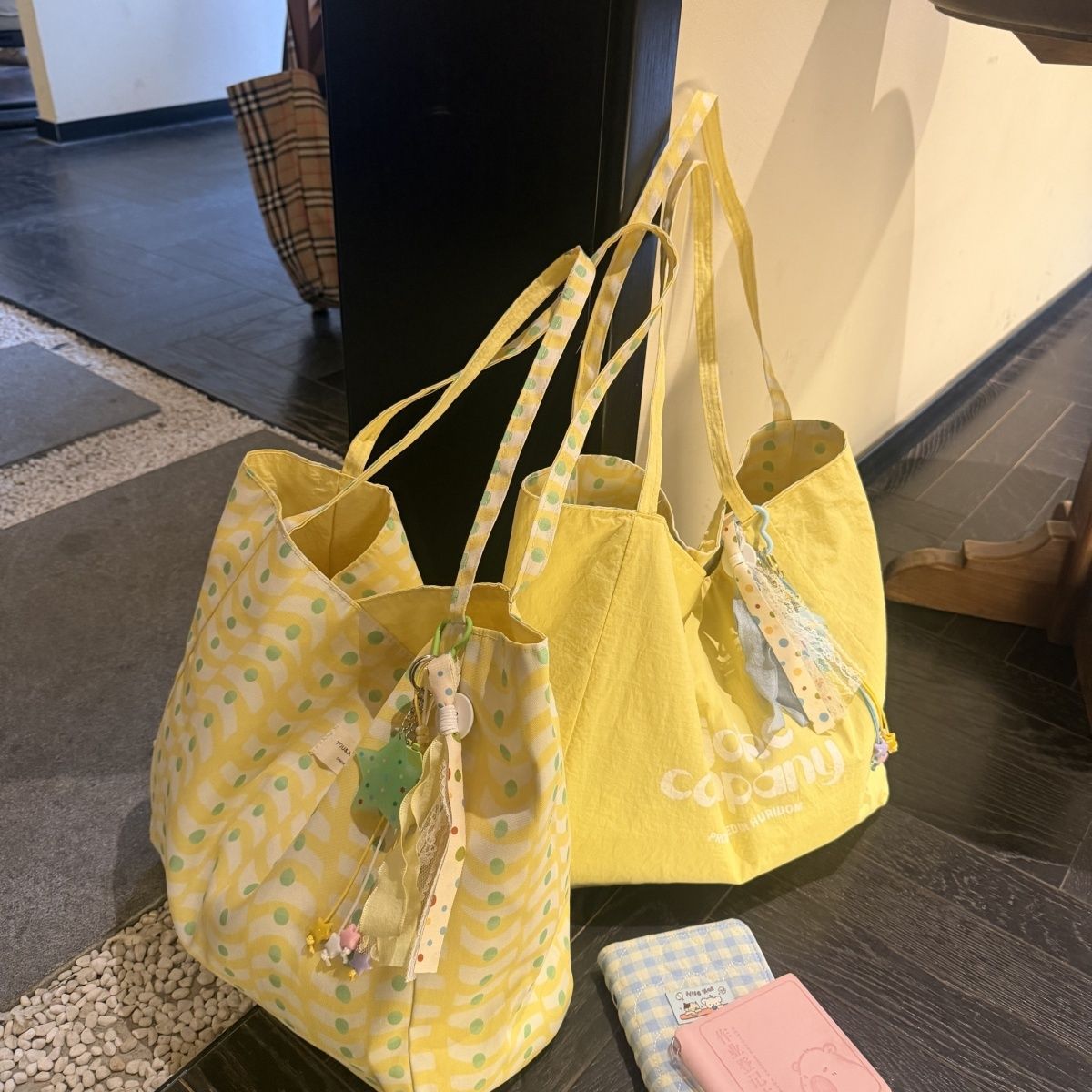 Korean Style Casual Canvas Tote Bag for Women, Large Capacity Shoulder Bag with Printed Design, Perfect for Daily Commute and College Life
