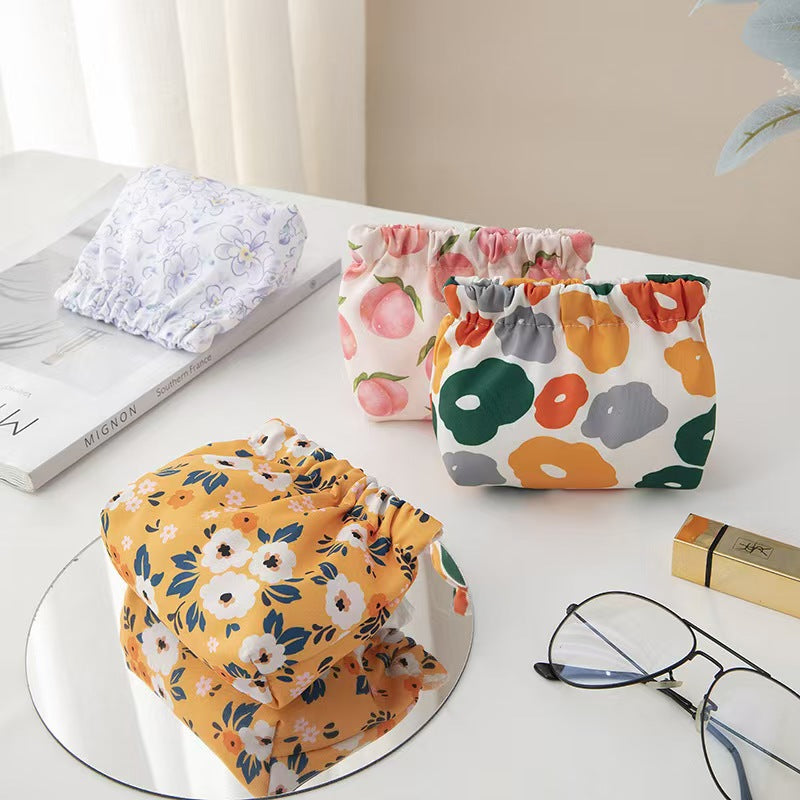 Elastic Printed Portable Storage Bag with Automatic Closure, Waterproof and Durable for Makeup and Daily Essentials