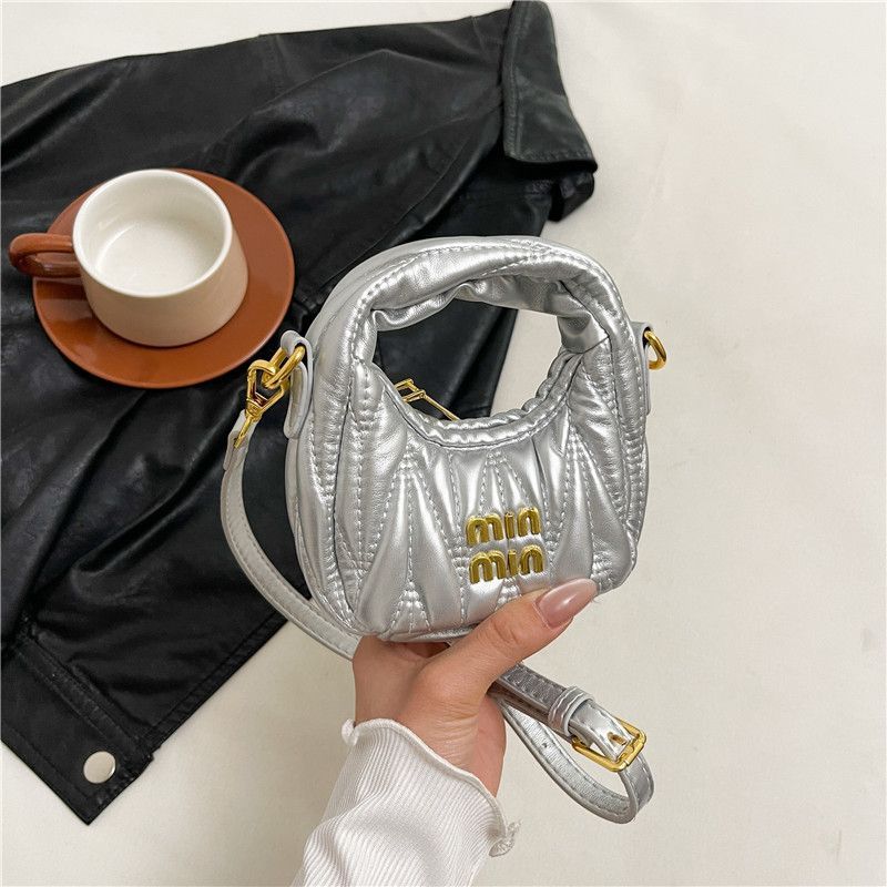 Mini Pleated Small Bag New Crescent Moon Shoulder Cloud Bag Messenger Bag Fashion High-End Versatile Handbag Women