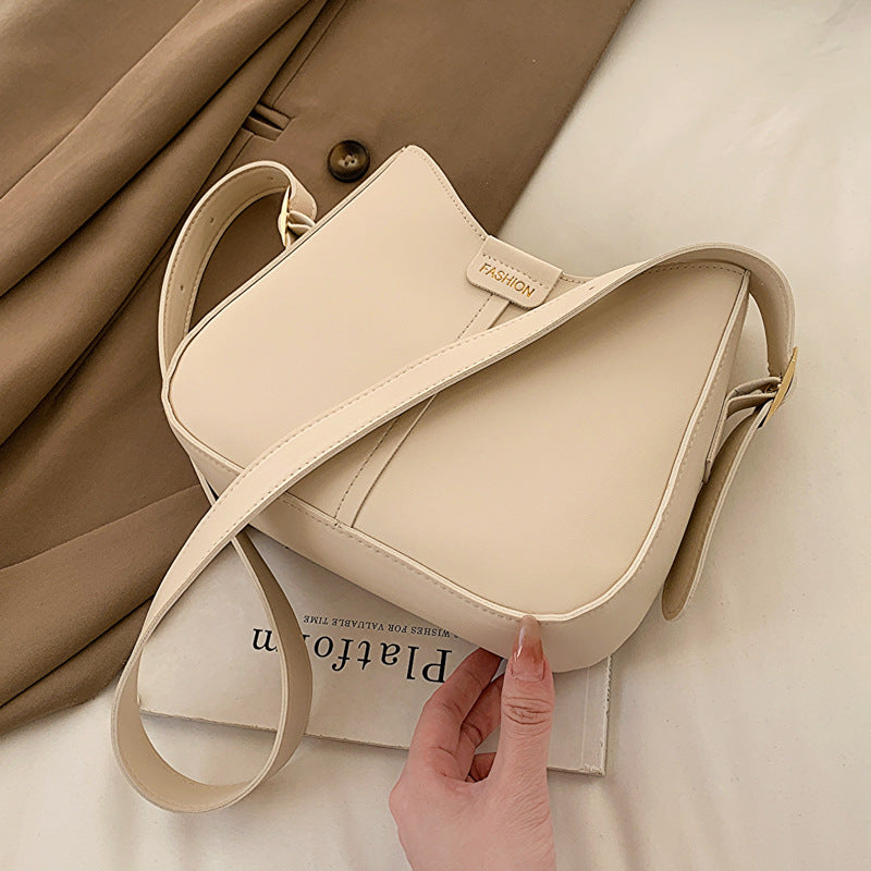 Chic Korean-Style Crossbody Bag with Soft PU Leather and Vintage Stitching Design for Daily Fashion