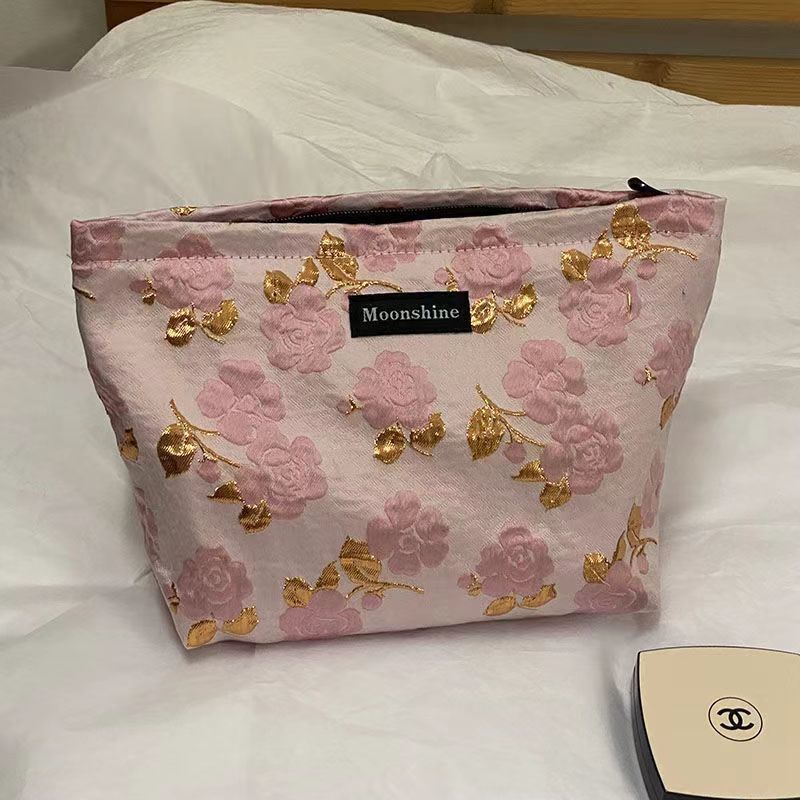 Original Embroidery Women's Canvas Cosmetic Bag Artistic Retro Flowers Print Exquisite Quilting Design Portable Clutch
