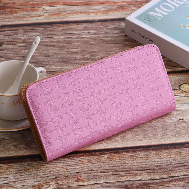 Elegant Diamond Pattern Women's Long Wallet with Multiple Card Slots and Zipper Closure for Daily Use
