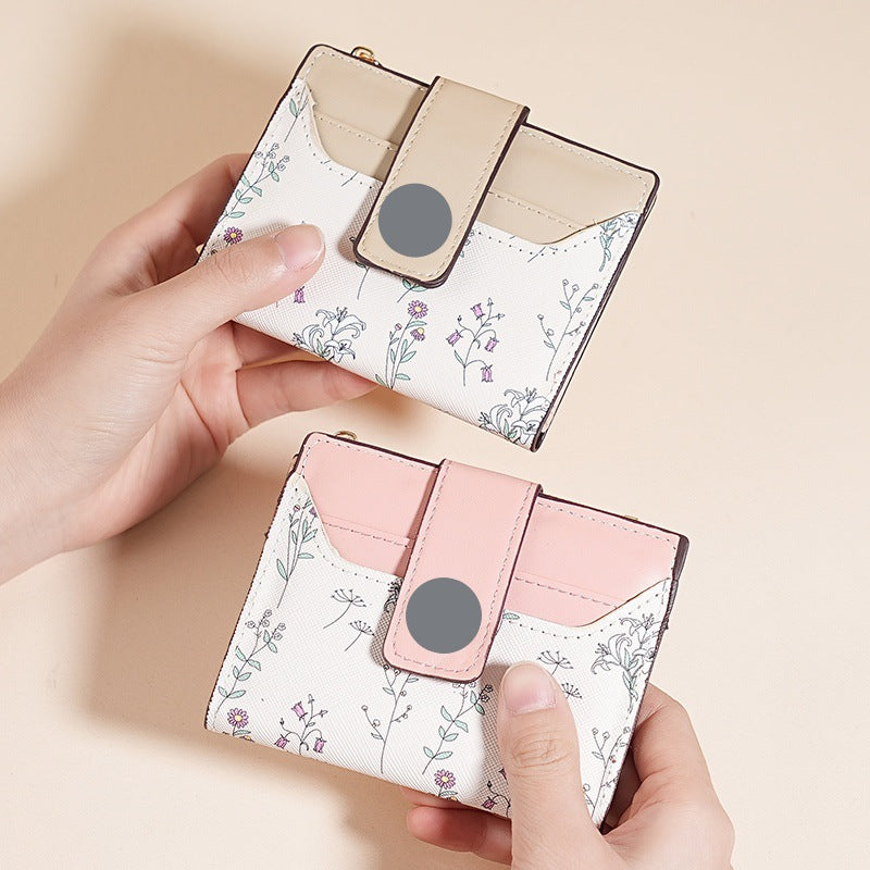 Chic Floral Mini Wallet for Women with Magnetic Closure and Card Slots, Elegant Design for Daily Use