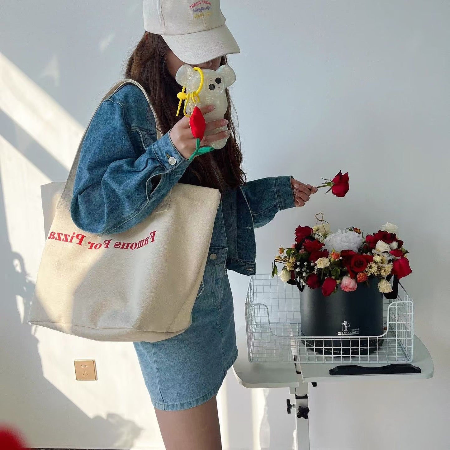 2024 New Casual Letter Print Canvas Tote Bag Large Capacity Shoulder Bag for Students Daily Use