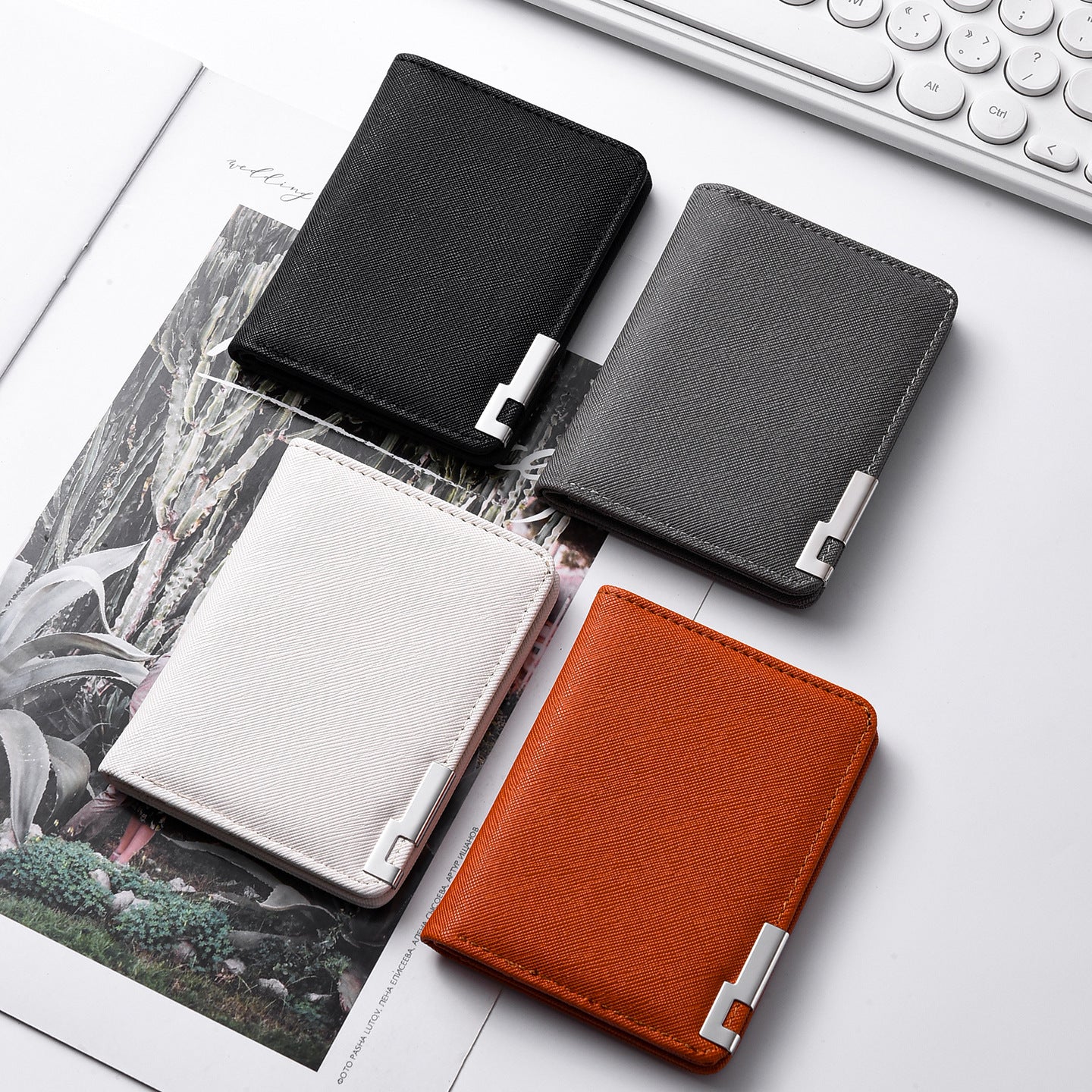 Wallet Men's Short Wallet Iron Edge Cross Pattern Men's Multiple Card Slots Wallet Card Holder Wallet Men's High Sense
